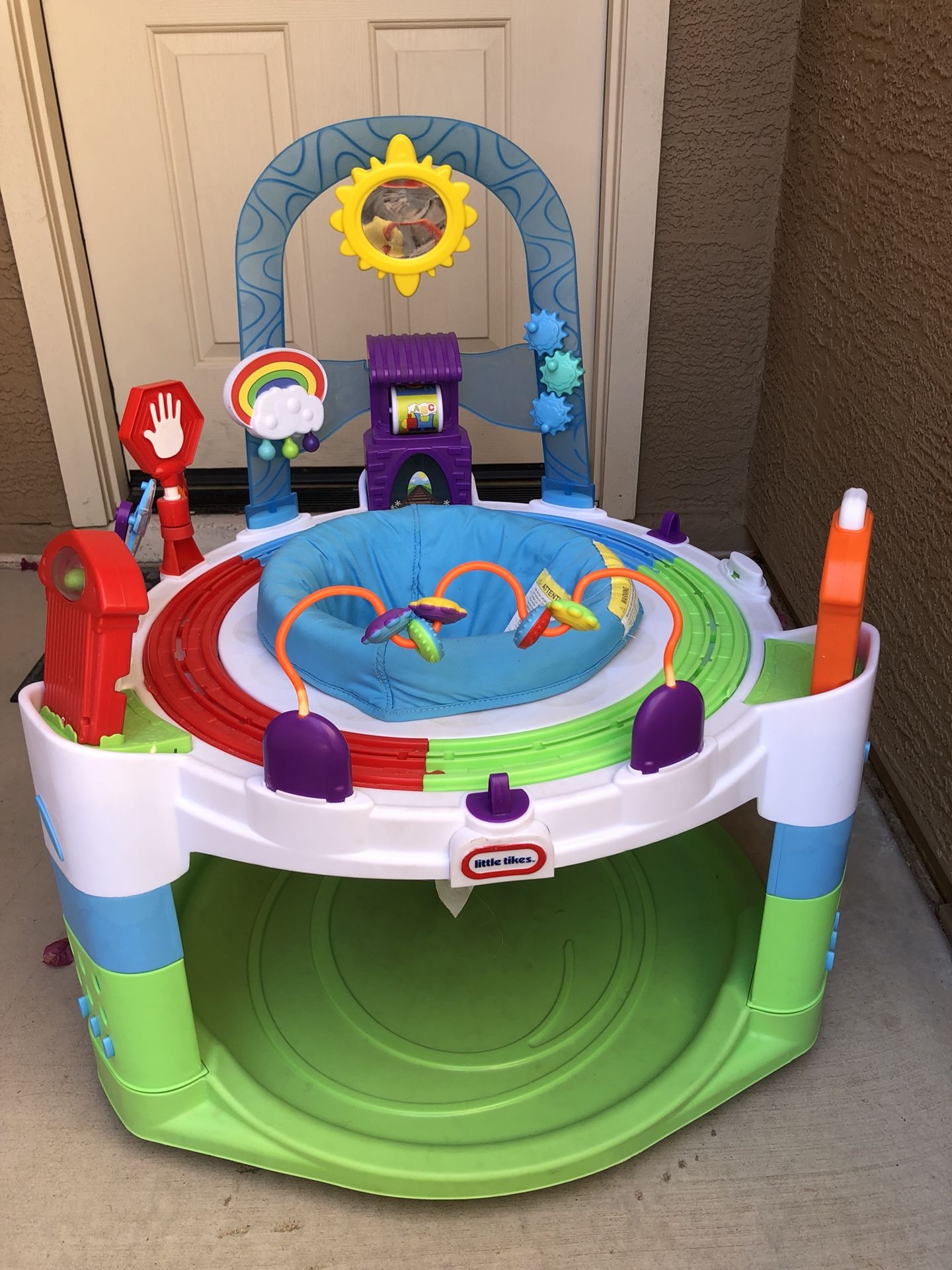 Little tikes exersaucer baby seat activity center