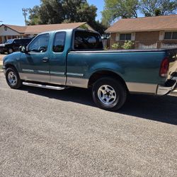 Bendo Ford  97 Con Motor Resien Puesto Y Tras Mision 