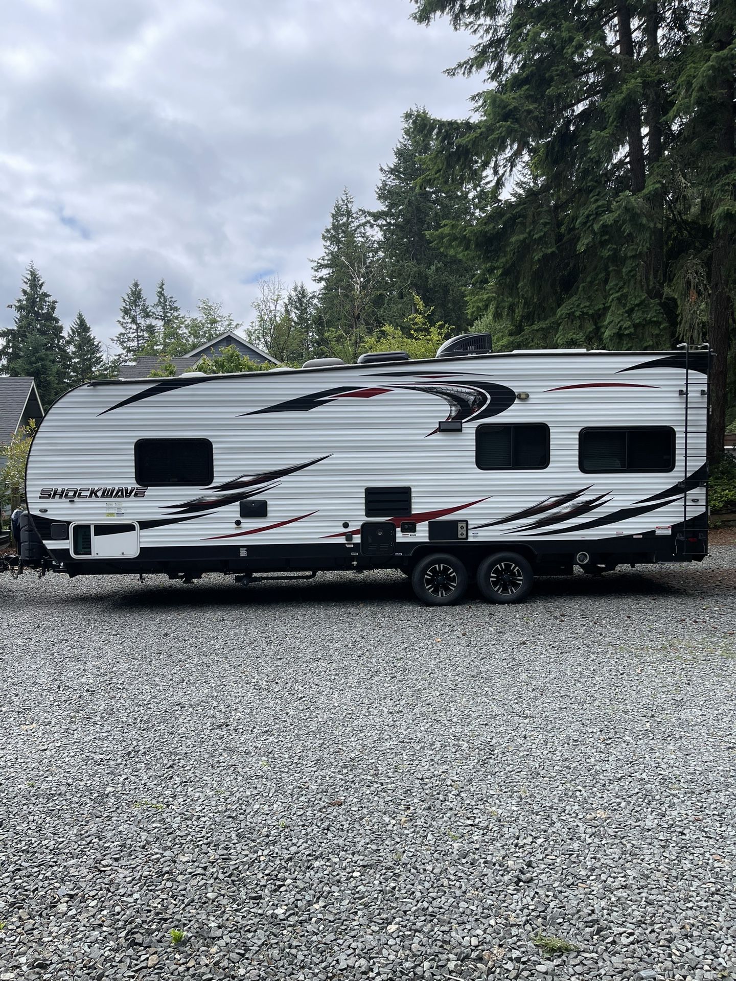 2017 30’  Forest River Shockwave Toyhauler  (Arctic Package)