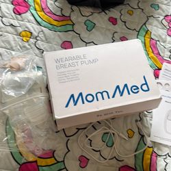 Pink Mom med wearable pump