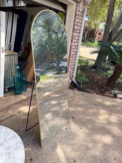 Stand up mirror