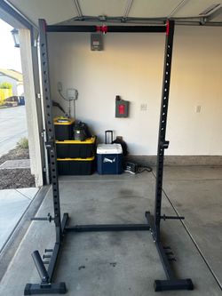 Squat rack/ bench press pulls up