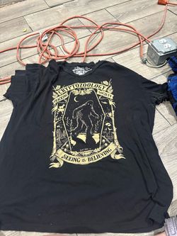 Cryptozoology Tracking Society Graphic T-Shirt XL