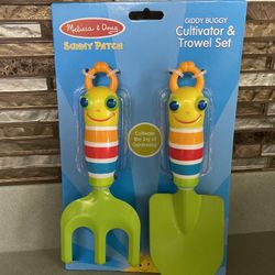 BRAND NEW MELISSA AND DOUG GARDEN TOOLS 
