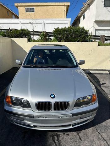 2001 BMW 330i