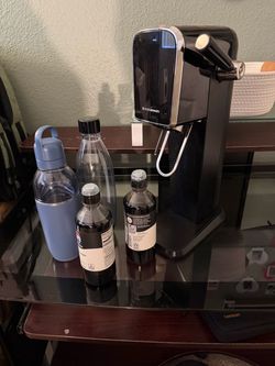 SodaStream ART Sparkling Water Maker