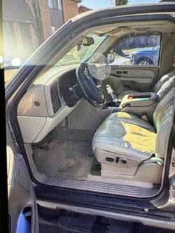2003 Chevrolet Suburban