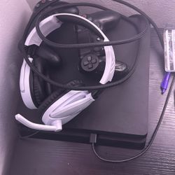 PS4