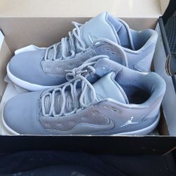 Jordan Max Aura 2