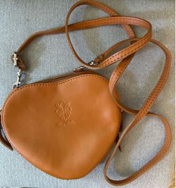 Vera Pelle  designer heart cross body clutch