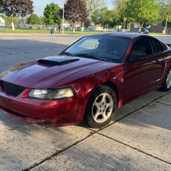 2004 Ford Mustang - 5 Speed Manual - Clean Title