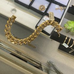 GREAT CONDITION 10K BRACELET 