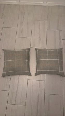 Decorative pillows
