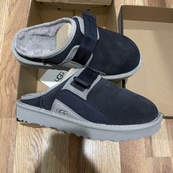 Ugg slides