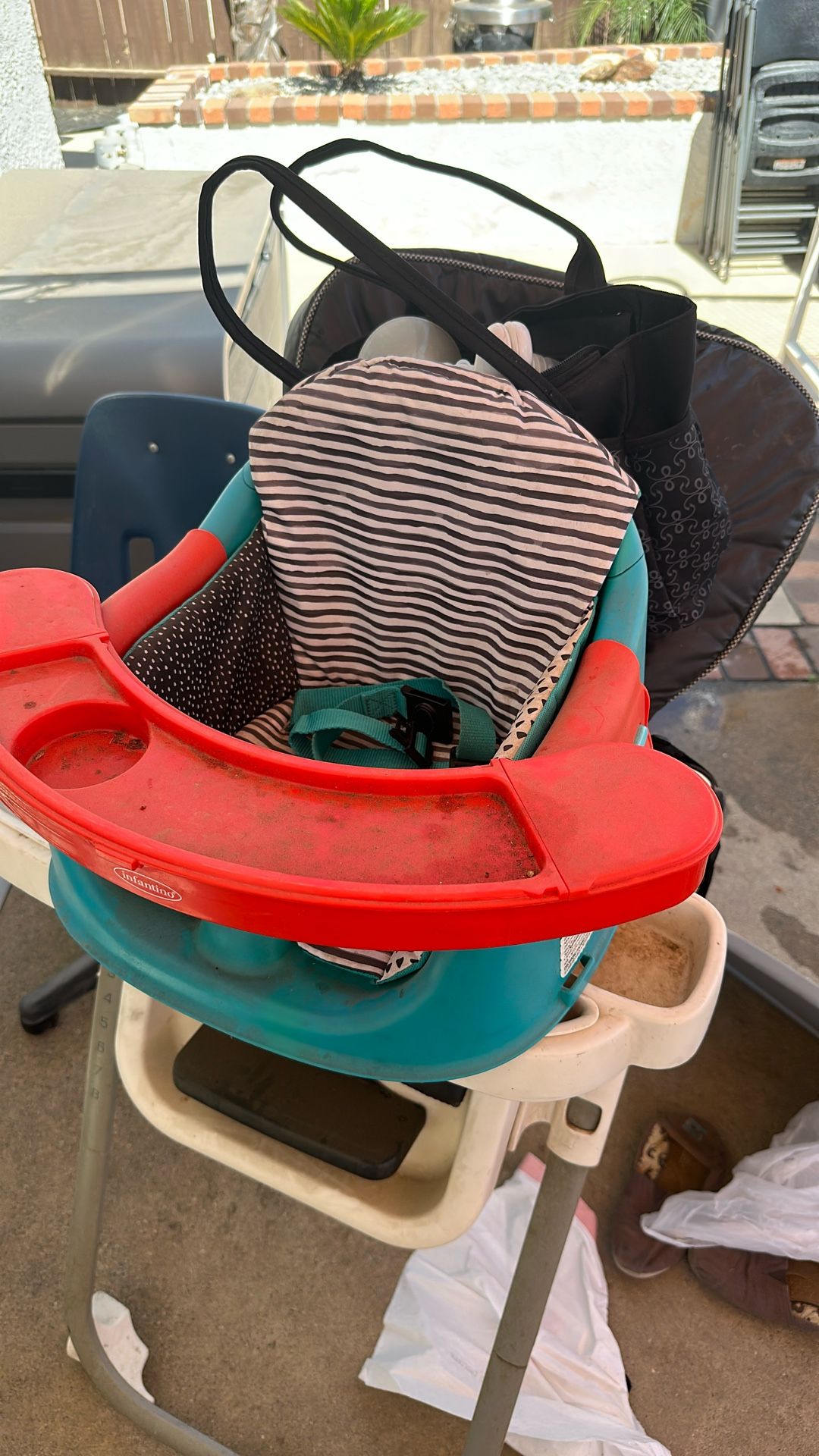 Baby Chair And Girls /mans Clothes Clothes 