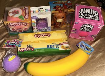 Highland Cow, banana & Other Squishy