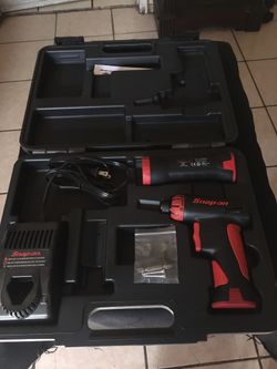 Snap on CTS561CL CORDLESS SCREWDRIVERS