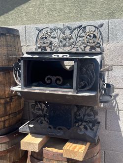 🔥 Antique Victorian Cast Iron Wood-Burning Parlor Stove with Griswold Exhaust Pipe — COMPLETE SET