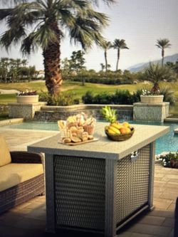 Fire pit- Outdoor Table With Lid- New 