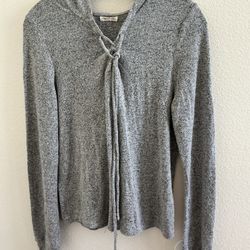 Heart hips beautiful super soft comfy long sleeve women’s gray hoodie like new size M 