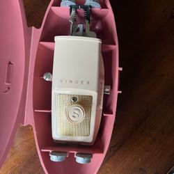 Singer Button Machine