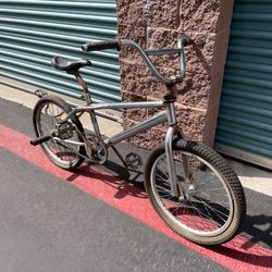 Vintage 1990s Huffy Bandit BMX Bike (project)