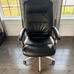 Free!  Beautyrest Office Chair - Black