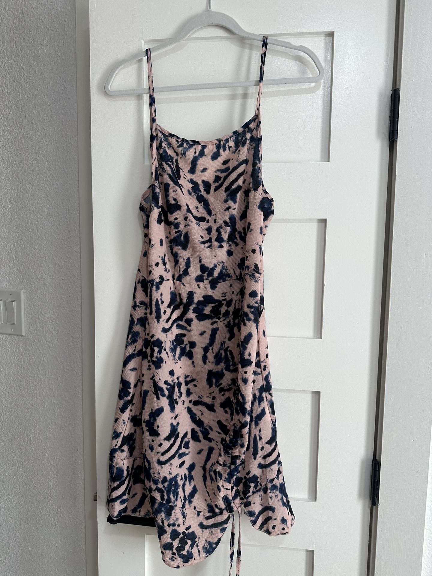Cute Pink/ Blue Dress SHEIN Women’s Size Large