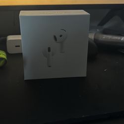 AirPod Generation 4 Noise Cancellation 