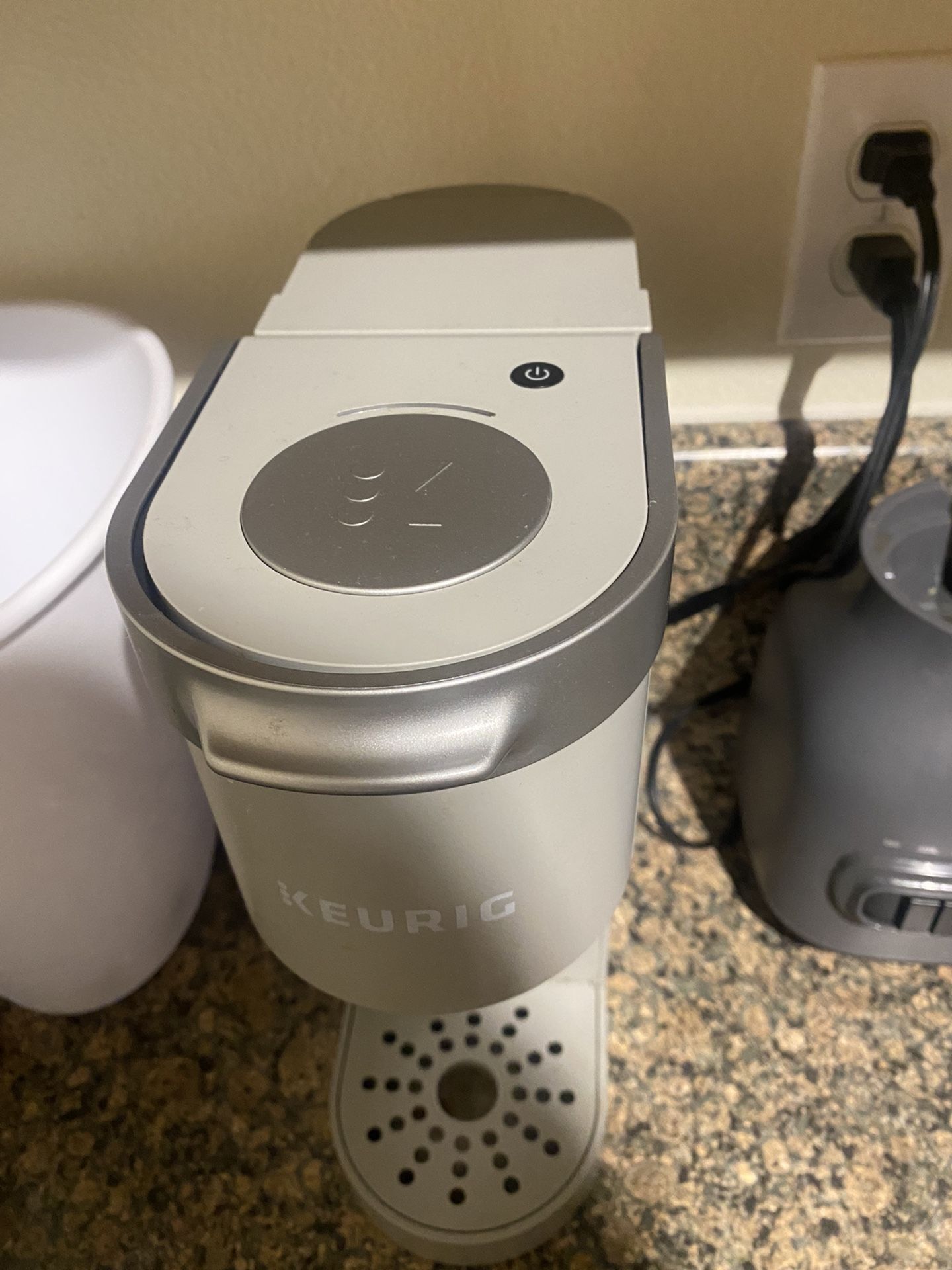 Keurig Slim for Sale in Renton, WA OfferUp