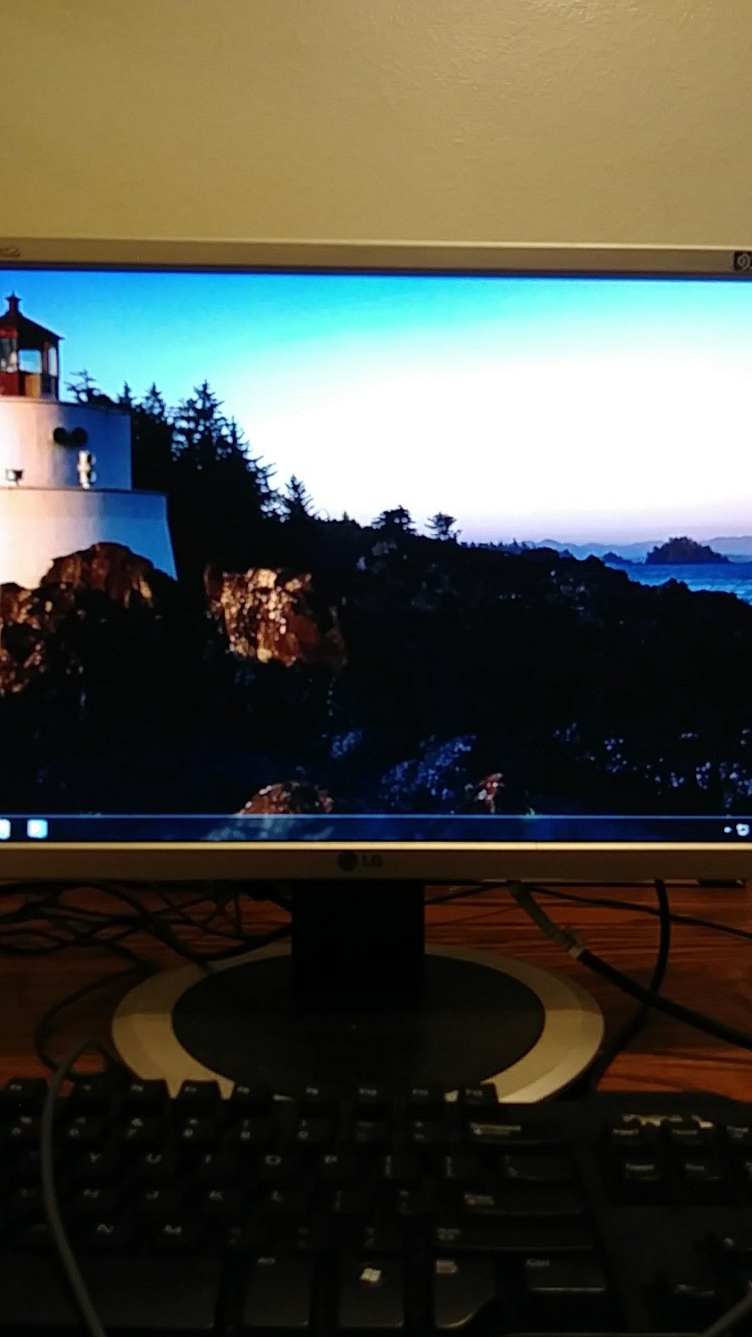 Dell desktop with LG MONITOR