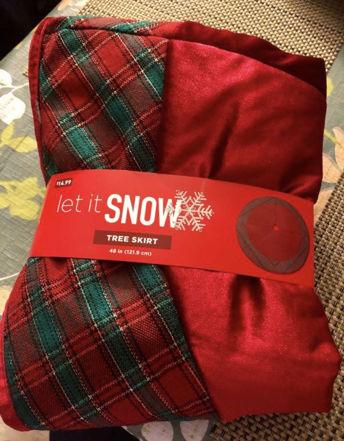 New Christmas 🎄 tree skirt