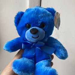 New Bear 🙄IF THE POST IS UP, IT’S AVAILABLE!! DON’T EVEN ASK! WILL NOT REPLY!!! 