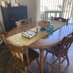 Solid Wood 2-Leaf Kitchen Table With 6 Chairs