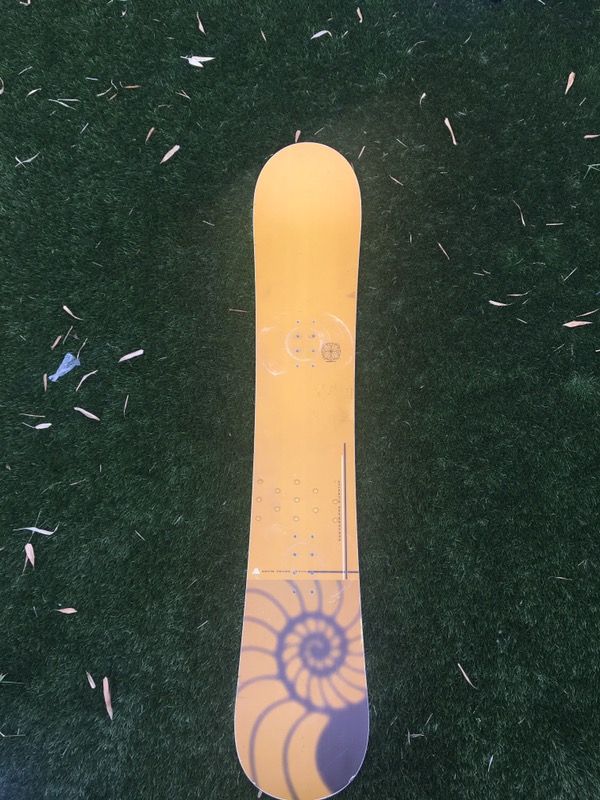 Atlantis snowboard Kevin Young 157cm