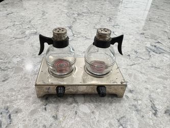 Vintage Hot Plate Coffee Pots Salt and Pepper Shakers 