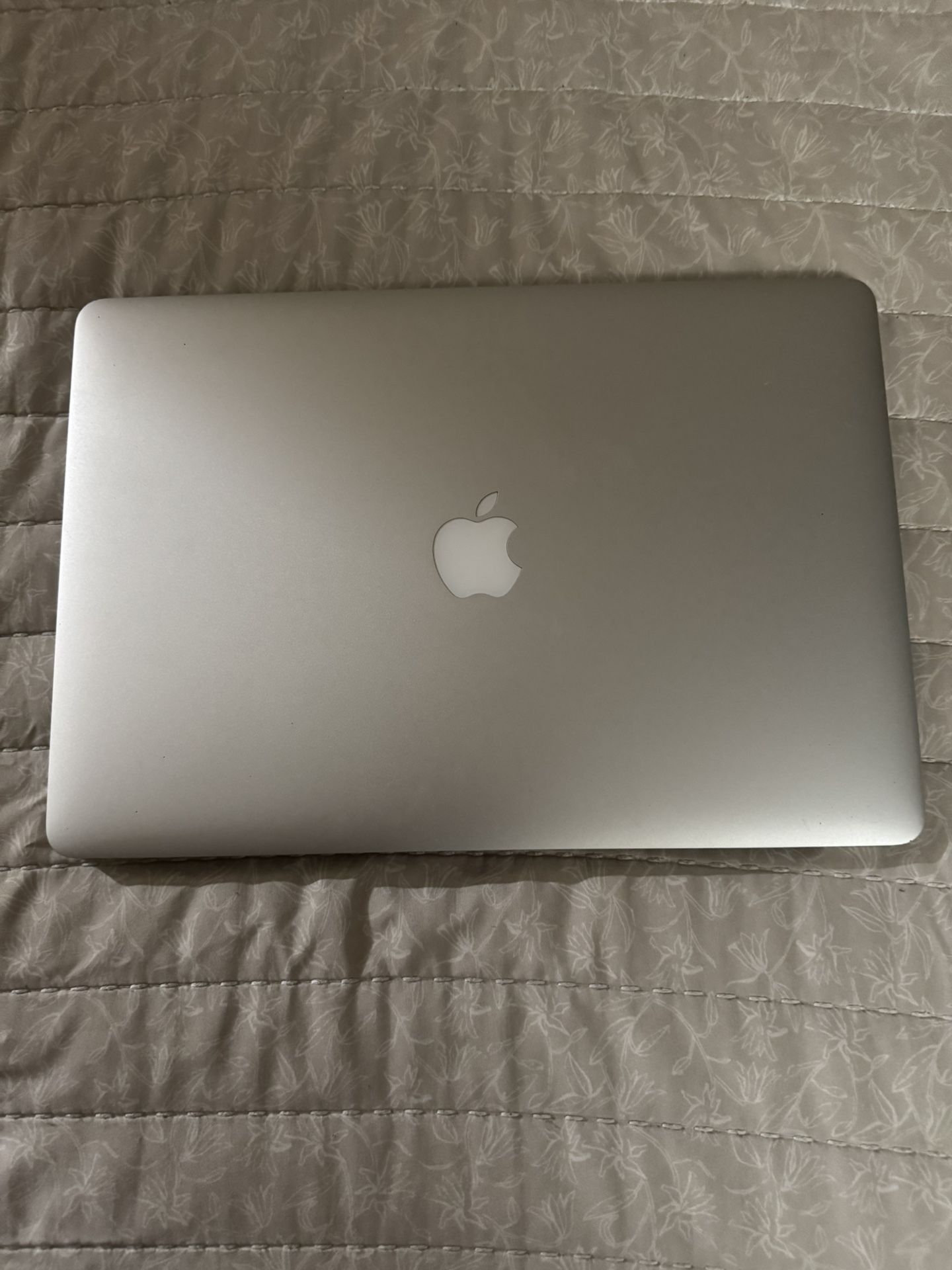 15’ MacBook Pro Retina