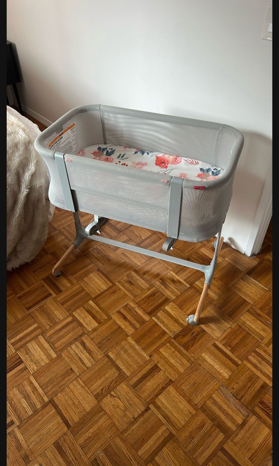 Baby Bassinet with Mattress