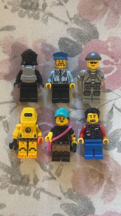 LEGO Minifigures Lot of 6