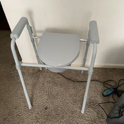 Portable Commode 