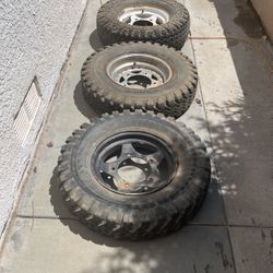 VW Wheels and Tires