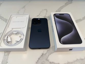 iPhone 15 Pro 256 GB - like new in-box unlocked - only $475
