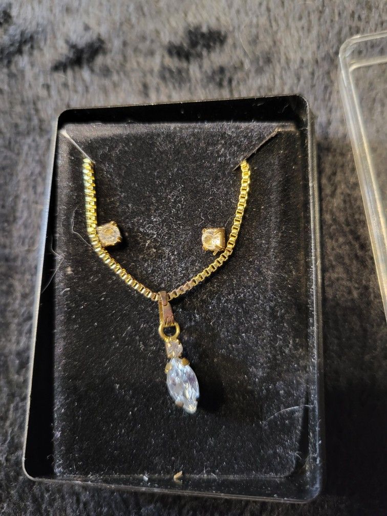 Earring Necklace Set