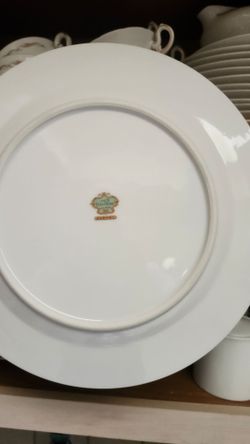 Antique set of 12 dish set . Great condition