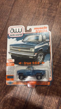 Auto world Chevy Silverado