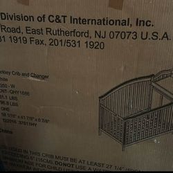 Sorelle Berkley Crib & Changer