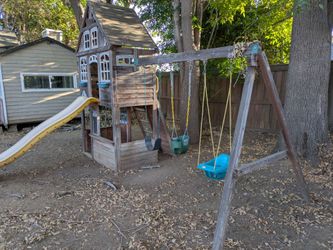 Free playset