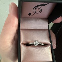 Sterling Silver Ring Diamond Chip 