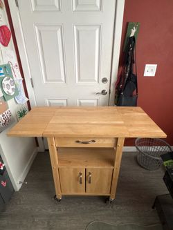 Kitchen island **pending**