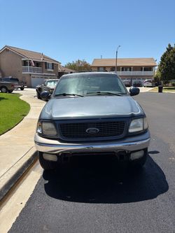 2002 Ford Expedition